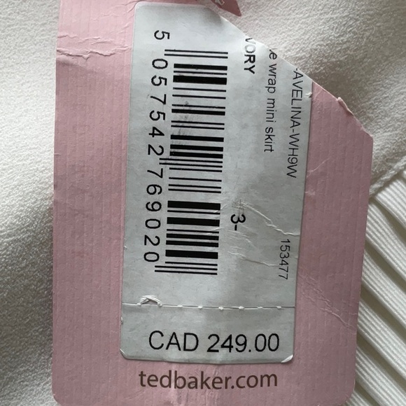 Mini skirt by Ted Baker pleated detail - Picture 2 of 2